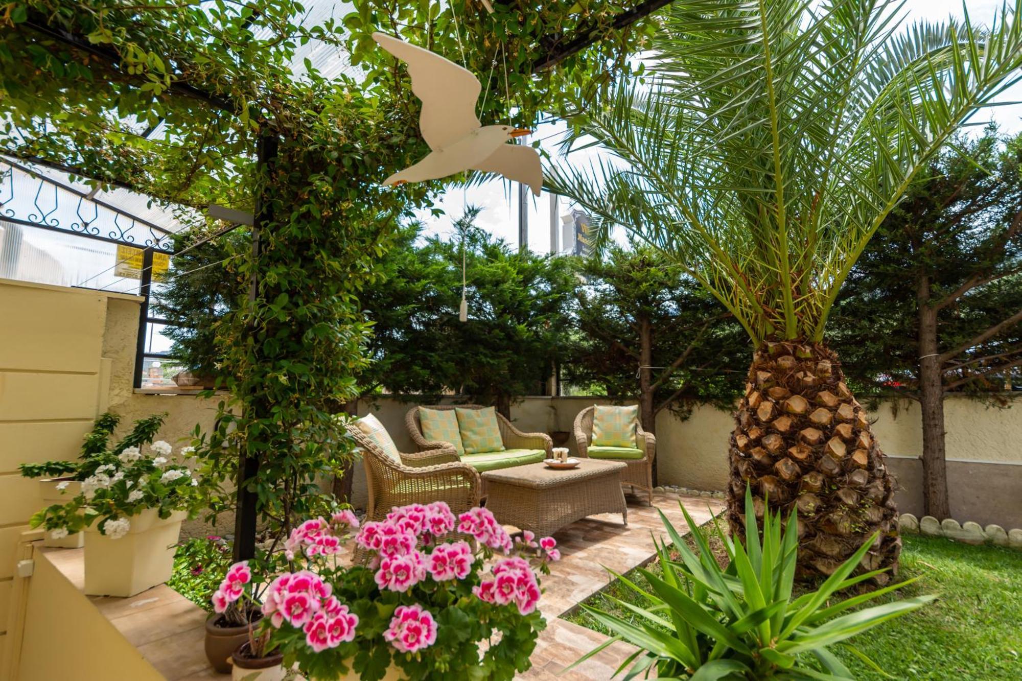 Mandani Villa Luxury Apartments Liménasz Kültér fotó