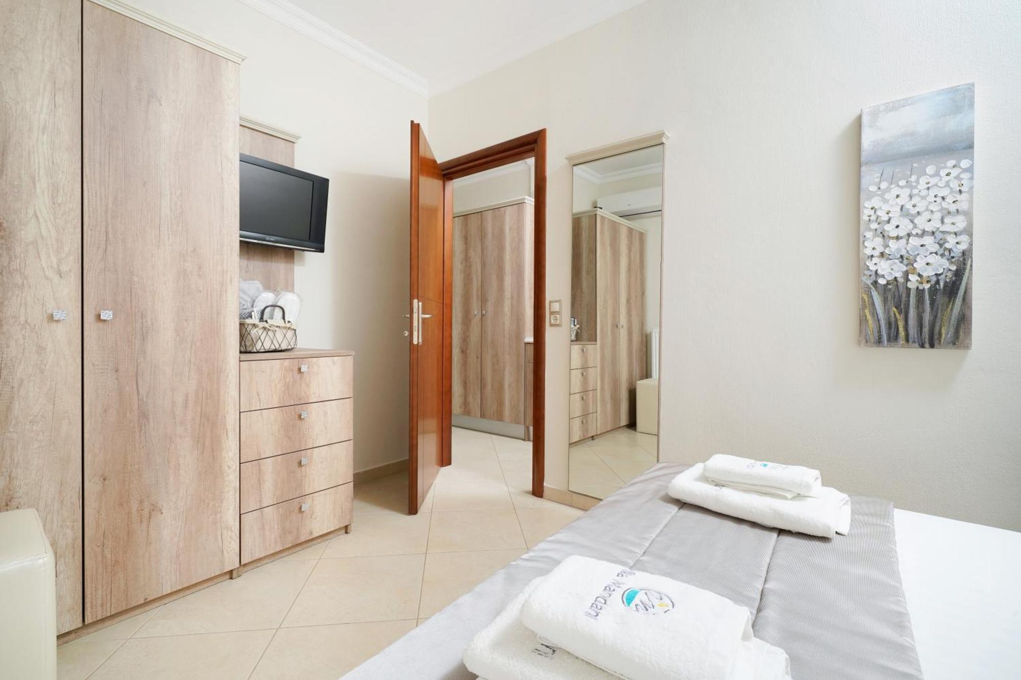 Mandani Villa Luxury Apartments Liménasz Kültér fotó